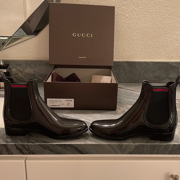 Women’s Gucci ankle boots. Rainproof. Never worn. - Picture 4 of 7